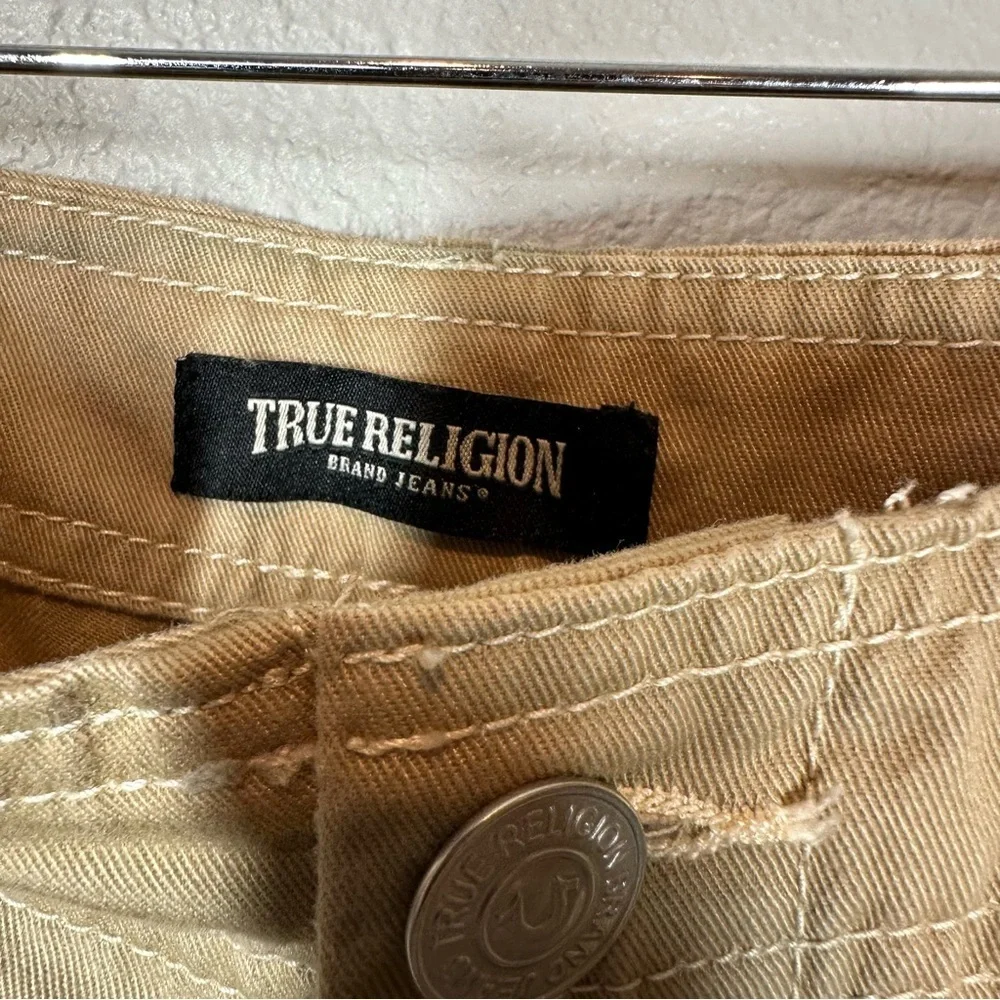 TRUE RELIGION Men's 33 Travertine colored Lightweight Cargo Pants
